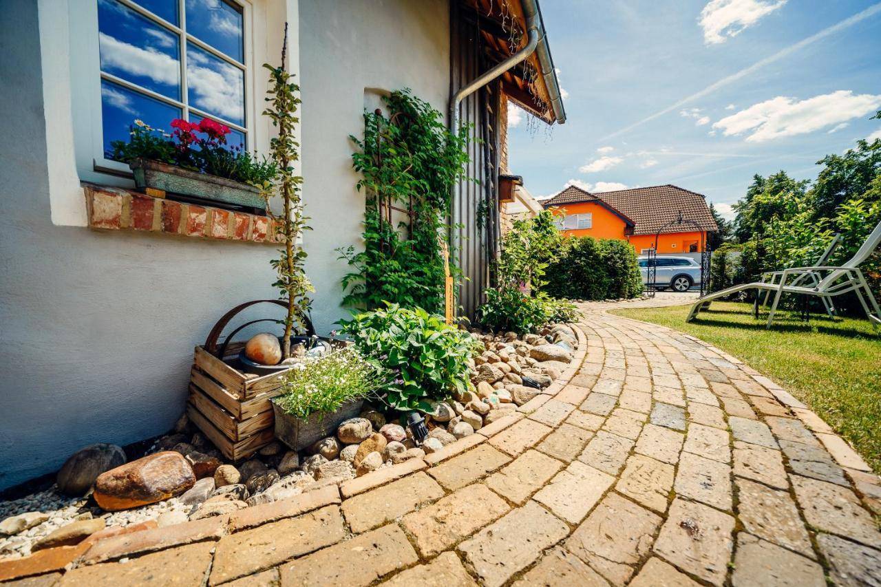 Altes Gewoelbe Mit Sauna Und Whirlpool Im Aussenbereich Elsterheide Zewnętrze zdjęcie